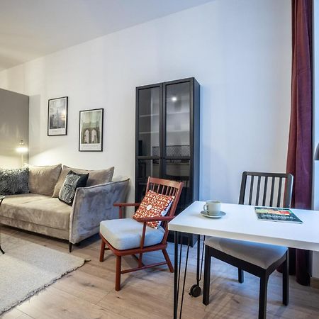 Апартаменты Apartament Prochnika 9 Лодзь Экстерьер фото