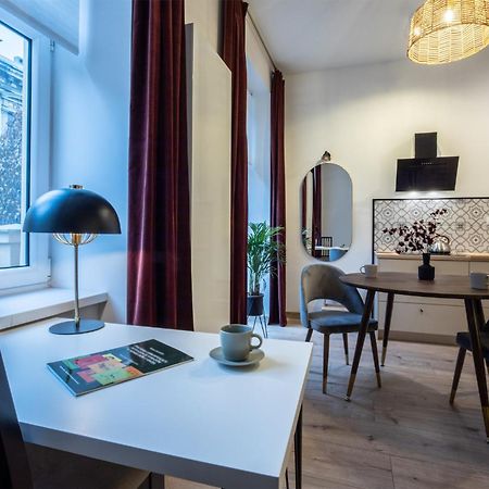 Апартаменты Apartament Prochnika 9 Лодзь Экстерьер фото